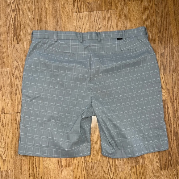 Greg Norman Shorts - Picture 4 of 4